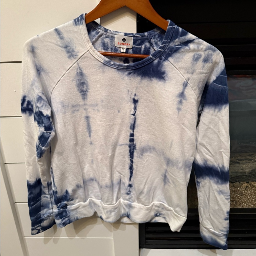 Sundry women’s Blue and White Tie-Dye Sweatshirt lightweight comfortable size 1